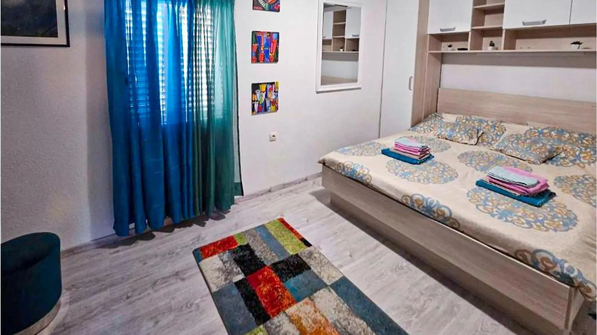 度假居 Awesome Home In Pavicini With Sauna